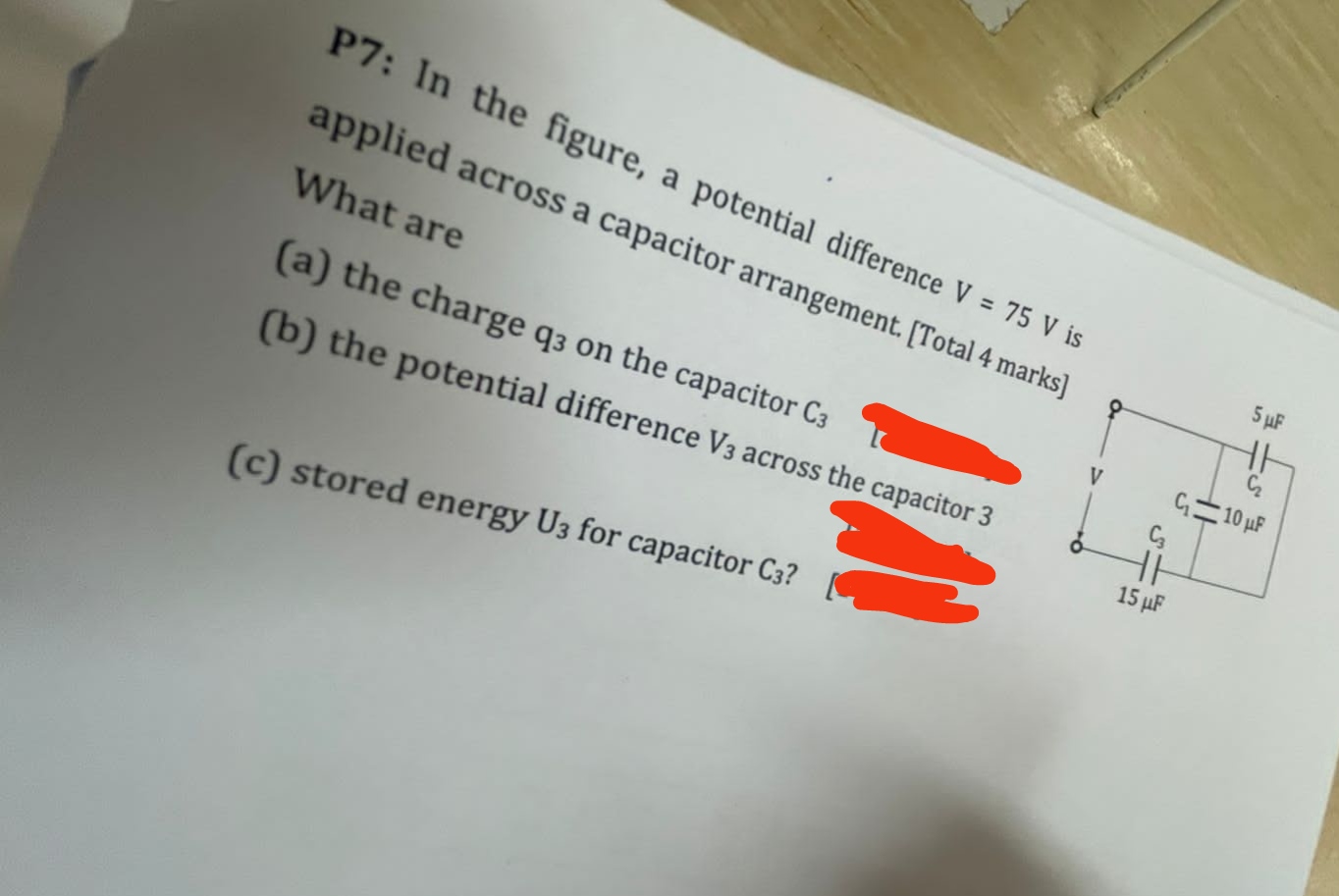P7 In The Figure A Potential Difference V 75 V Is Applied Across A Capacitor Arrangement Total 4 Marks What Are 1