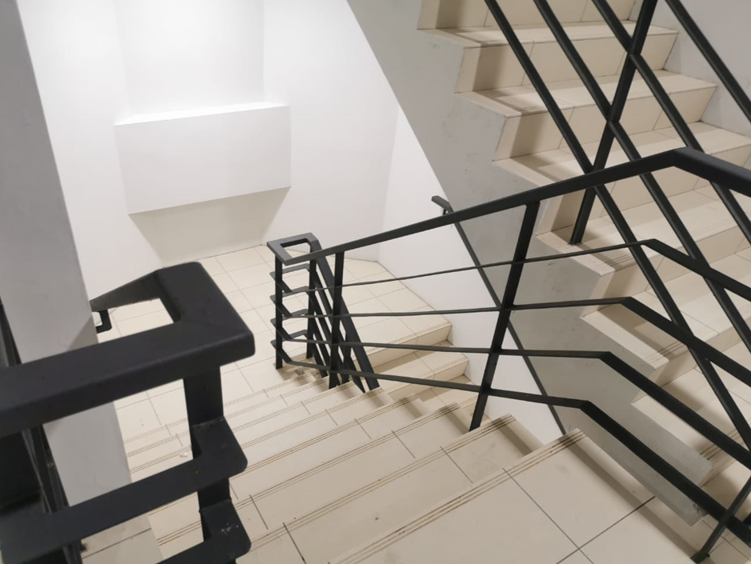 Explain The Installation Method Of Wrought Iron Railing On Concrete Stairs Steps By Steps With Diagrams 1